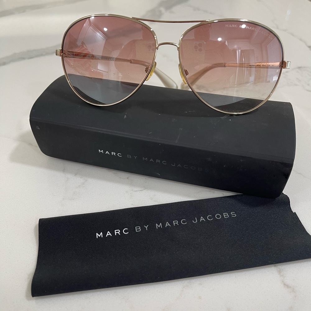 Marc Jacobs Aviator Sunglasses